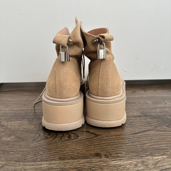 LF platform suede tan lace up boots with lock detail - Picture 5 of 6